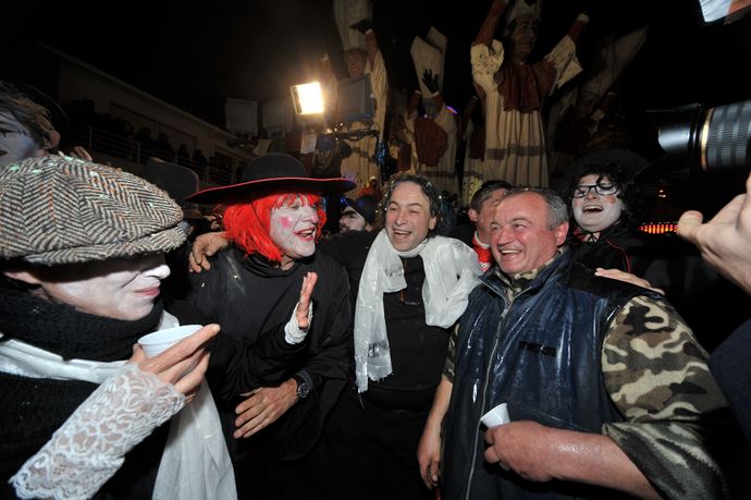 Ingrandisci la foto